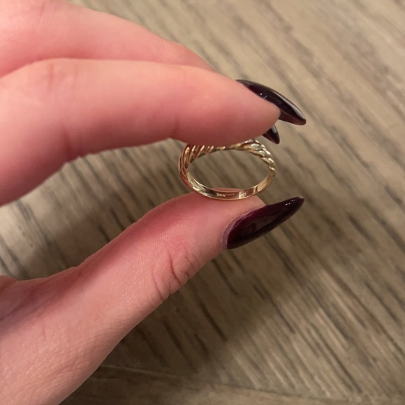 14k solid gold twist ring - Picture 4 of 4